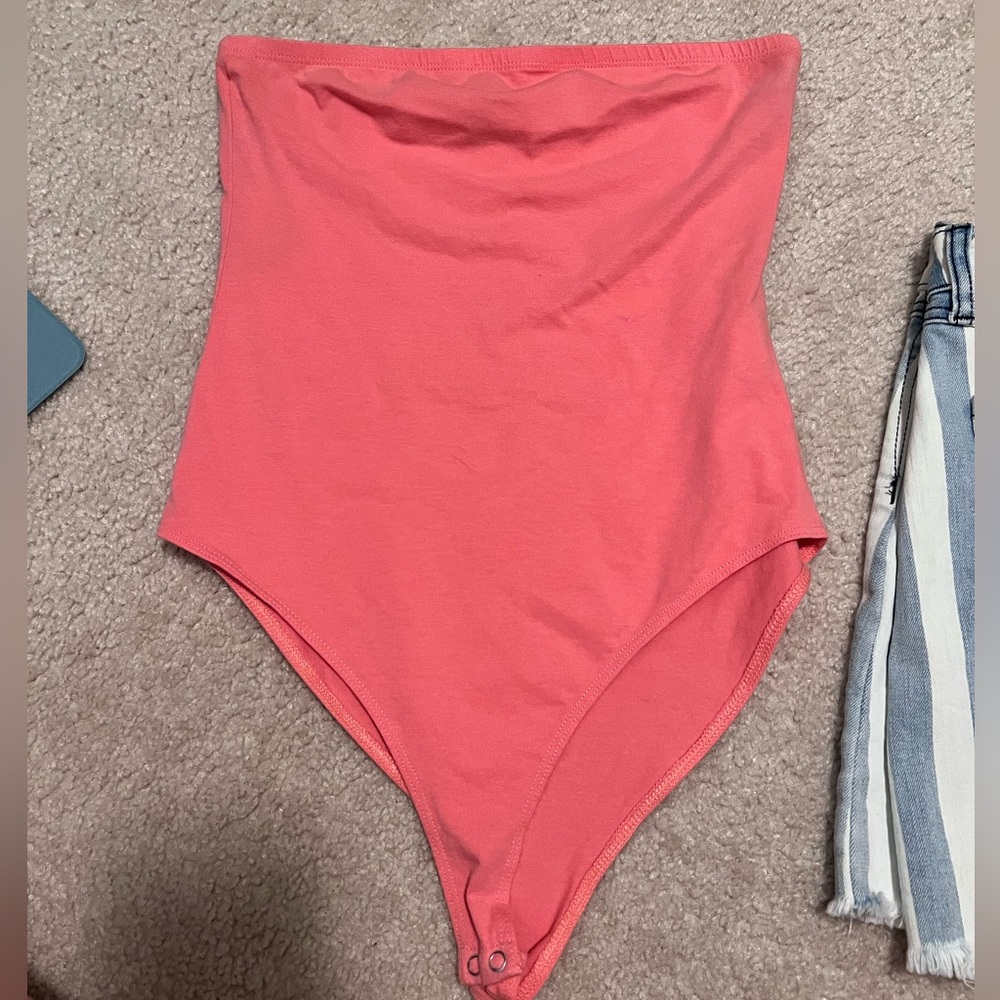 Peach bodysuit from forever 21
